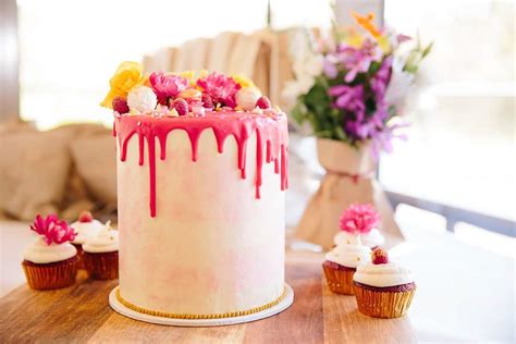 At your complimentary cake tasting appointment, we listen to your vision and together we create a customised design based on the desired style and theme, size and. Sunshine Coast wedding cake design services - Zo & Co.