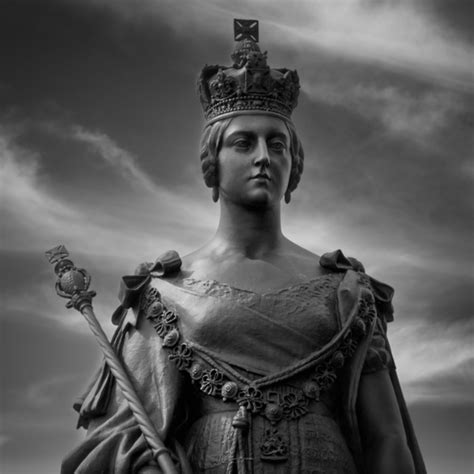 Statue Of Queen Victoria Photo Spot Victoria