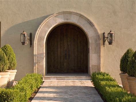 Golmex plaster is a multi purpose concrete finish product manufactured with hydrated lime and a polymer concrete mix for modern wall finishes. Find the Right Stucco Finishes and Stucco Texture for your ...