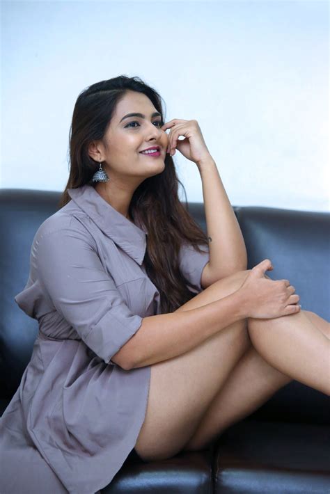 Milky Hot Thighs And Legs Of Indian Celebs Neha Deshpande Shocking
