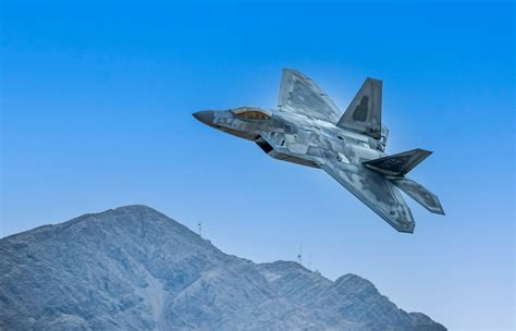 Usaf F 22 Raptor Doing A Flex West Departure From Nellis A Flickr