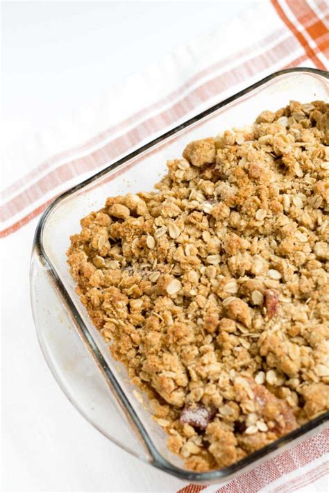 I used a combination of honey and brown sugar in place of the. Apple Crisp With Oatmeal Crumb Topping | Cookbooks and Coffee