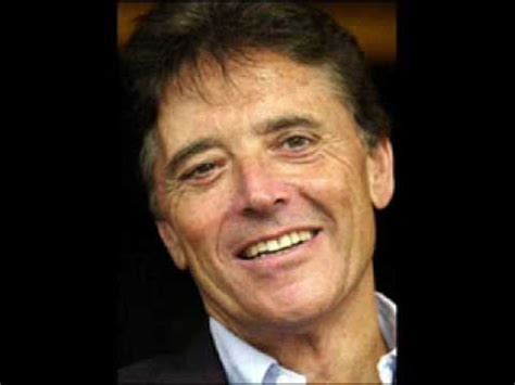 Sinds de overkapping in 2002 beperkt de muziek zich tot enkel de attractie en het plein. Sacha Distel - Monsieur Cannibale Lyrics