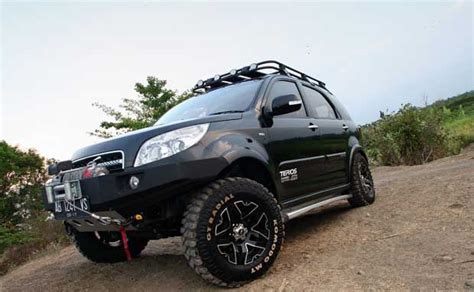 Dimana saya temukan mobil taruna dimodif offroad 4x4 yang. Daihatsu Terios TX 2007, Ciyus, Ini 4x4! | Daihatsu terios ...