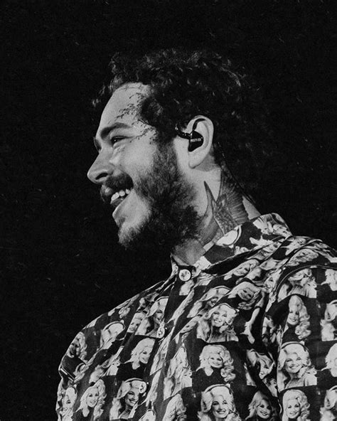 Handsome 🤤🖤 In 2020 Post Malone Wallpaper Post Malone Black And