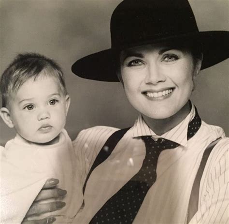 Lynda Carter With His Son Lynda Carter Linda Carter Woman Movie