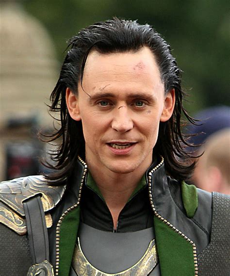 Лауреат премий лоренса оливье и «золотой глобус». Tom as Loki at onset of The Avengers on 2nd September 2011. | Tom hiddleston loki, Loki, Tom ...