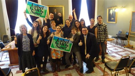 vermont overwhelmingly passes gmo labeling bill the organic and non gmo report