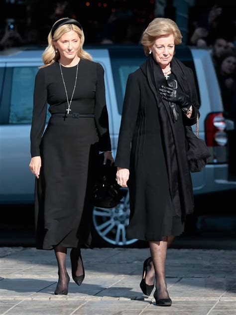 El funeral de Constantino de Grecia en imágenes: lágrimas y desfile de