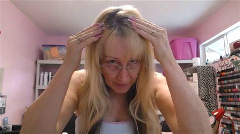 Leave it for 30 minutes. HOW I BLEACH MY HAIR AT HOME! PART 1 OF 3 - YouTube