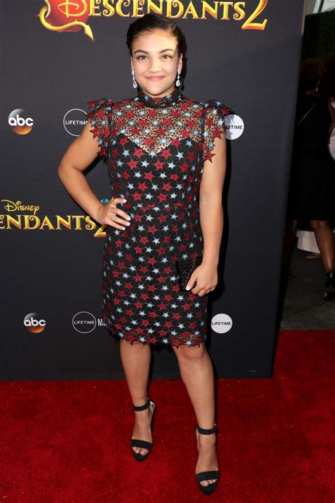 Laurie Hernandez Descendants 2 Premiere In Los Angeles Gotceleb