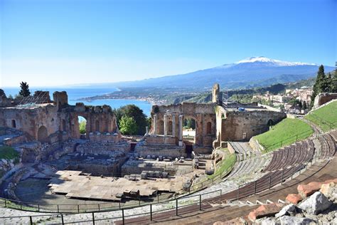 Cefalu uważane jest za najpiękniejszy kurort sycylii. Włochy: Sycylia - Taormina i Castelmola, co zobaczyć ...