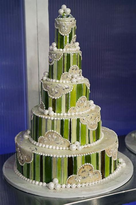 Download the perfect wedding cake pictures. Pin by Abdul Rochim on Wedding Cakes Ideas | Pinterest