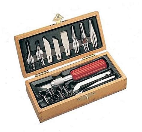 If you are looking to fall in love with your woodworking, the set of tools you are using nonetheless, users are happy with the sculpt pro wood carving set. The 5 Best Wood Carving Tools Ranked | Product Reviews ...