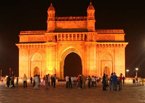 GATEWAY OF INDIA MUMBAI'S MOST FAMOUS MONUMENT | MUMBAI INDIA ~ SOUTH ...