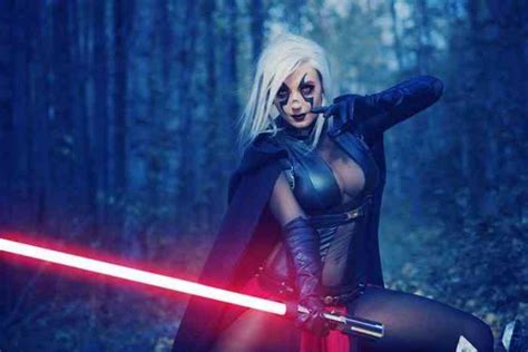 incredibly sexy and jaw dropping star wars cosplay