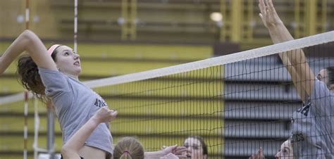 Lehigh Volleyball Wins Four Straight Home Matches The Brown And White