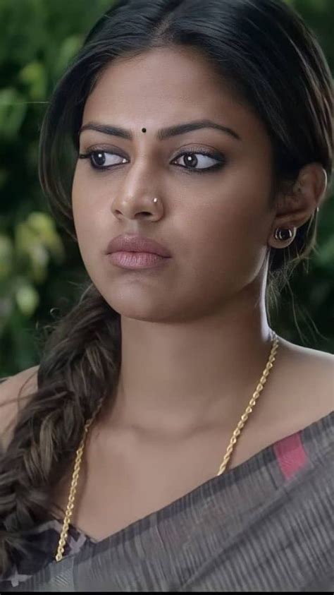 Amala Paul Mallu Actress Saree Lover HD Phone Wallpaper Beautiful