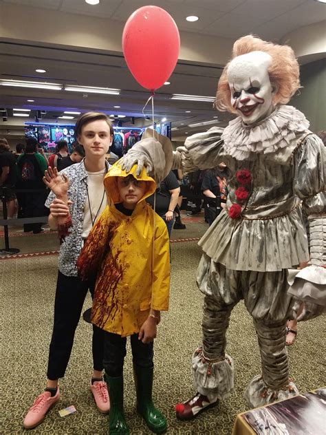The RPF On Twitter Pennywise And Georgie By Scott Elliot And His Son