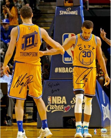 Curry And Thompson Golden State Warriors Basketball Curry Basketball
