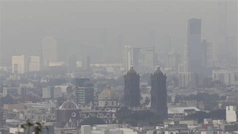 Hoy No Circula En Puebla Se Activará Si No Mejora Calidad Del Aire Para El Jueves Ambas Manos