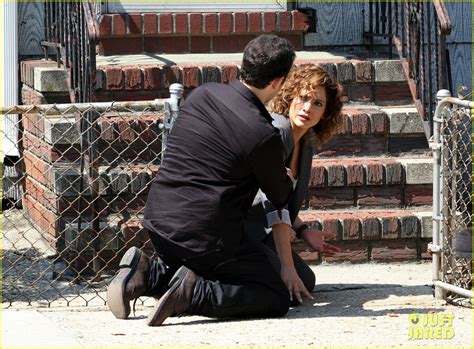 jennifer lopez takes a tumble for shades of blue filming photo 3430501 jennifer lopez