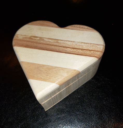 Small Wooden Heart Trinket Box Mercari In 2020 Wooden Hearts