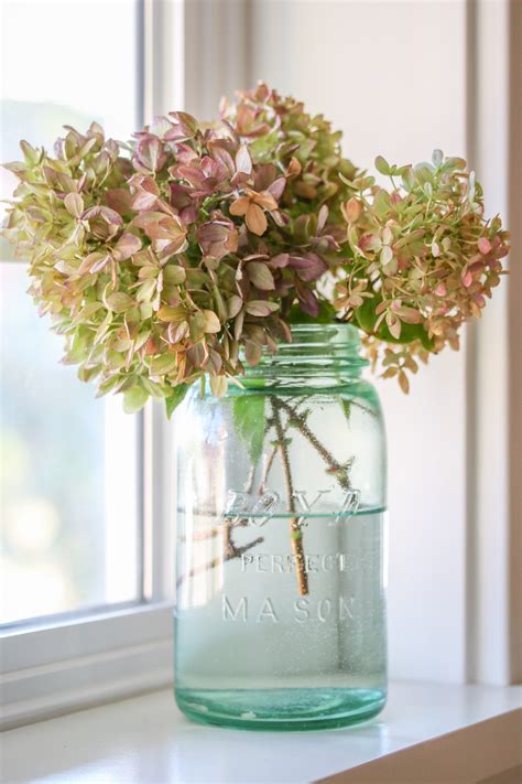 Decorating With Mason Jars Saw Nail And Paint