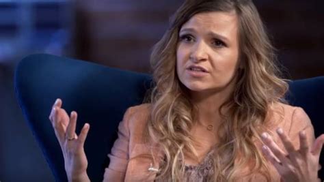 Joanna koroniewska z ojcem najlepszych kontaktów nie miała. Joanna Koroniewska wyjaśniła, dlaczego nie pokazuje ...