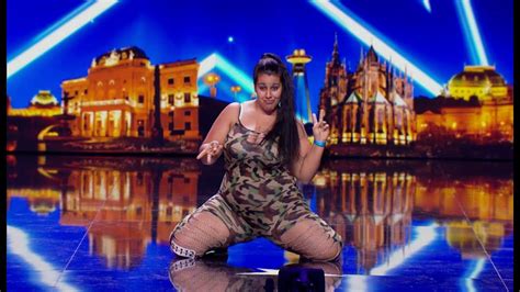 Do té doby byla na slovensku užívána jako spisovný jazyk čeština, protěžovaným úředním jazykem však byla maďarština. ČESKO SLOVENSKO MÁ TALENT 2018 - Rita Ílešová - YouTube