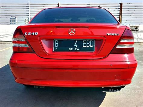 Mercedes e240 chiếc xe hội tụ đầy đủ những yếu tố quan trọng nhất của một chiếc xe đó là an toàn, tiện nghi, sang trọng bậc nhất. Jual Mobil Mercedes-Benz E240 2006 2.6 di DKI Jakarta Automatic Sedan Merah Rp 95.000.000 ...