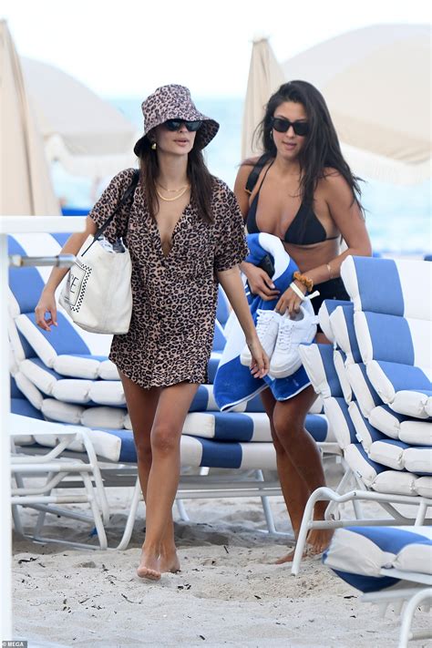 Emily Ratajkowski Goes Topless On The Beach In Miami Daily Mail Online