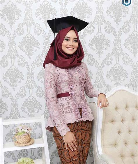 Check spelling or type a new query. √ 30+ Model Kebaya Wisuda (MODERN, REMAJA, SIMPEL, ELEGAN)