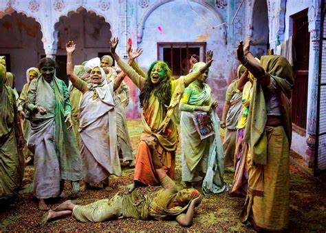 Holi, festival of colours - in pictures | Holi festival of colours, Color festival, Holi festival