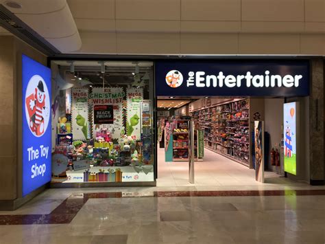 Located a mile from the centres of hendon and golders green, the area also contains the brent cross shopping centre. Brent Cross | The Toyshop Site