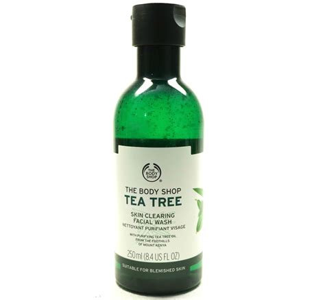 After that apply shampoo to the hair and massage it lightly and then clean it with the help of water. The Body Shop Tea Tree Skin Clearing Facial Wash Review