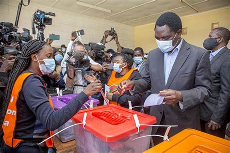 Debt Ridden Zambia Votes In Closely Contested Democracy Testing Polls