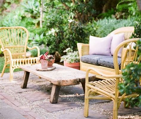 Check spelling or type a new query. Low-Cost Luxe: 9 Pea Gravel Patio Ideas to Steal: Gardenista
