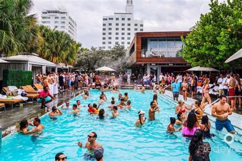 South Beach Miami Pool Party Rendangbose