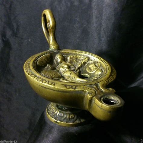 Antique Ancienne Lampe A Huile En Bronze Style Romaine Annum Novum