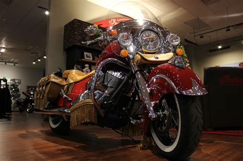 The chrome is bright and there are no dents. 2014 INDIAN CHIEF VINTAGE WITH STAGE 1 EXHAUST AND MANY EXTRAS