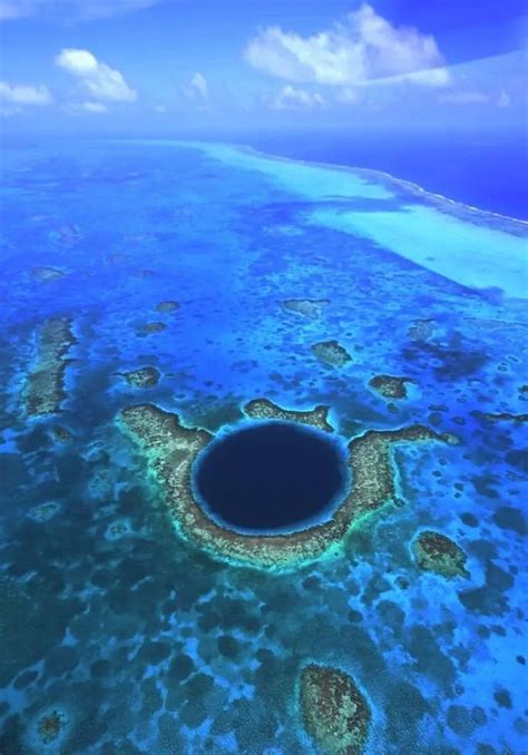The Ultimate Guide To Diving The Blue Hole In Belize Johnny Africa