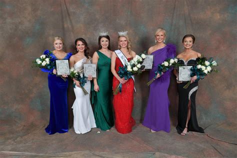County Fair Queens Others Receive Honors Titles At Illinois Fair Convention