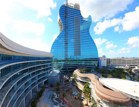the world s first guitar shaped hotel arrives in florida laptrinhx news