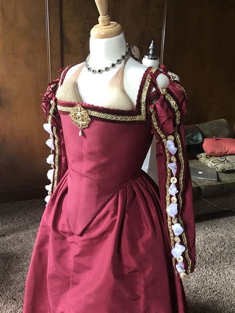 Italian Dress - Homecare24