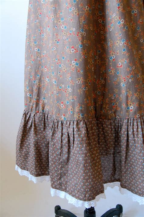 Vintage 70s Prairie Skirt Calico Floral Print Prairie Skirt Skirts
