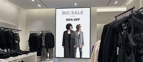 Retail Digital Signage How Store Displays Bring You More Business