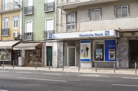 .o germânico deutsche bank (db) acumula a história de 140 anos de implantação em diversas de berlim, o deutsche bank cedo disputou mercados internacionais, entre os quais portugal, onde a. Deutsche Bank Berna Lisboa - Bancos de Portugal