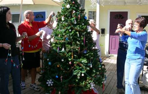 Great design choices from beach checks to flip flops. Anna Maria Island News: Few donate to reward fund - The ...