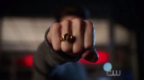 Flash S5 E1 Flash Ring Brand New Suit 4k Youtube